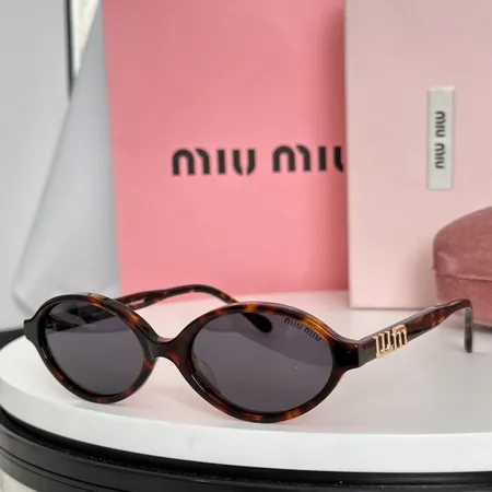 スーパーコピー ミュウミュウ サングラス