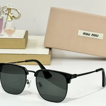 スーパーコピー ミュウミュウ サングラス