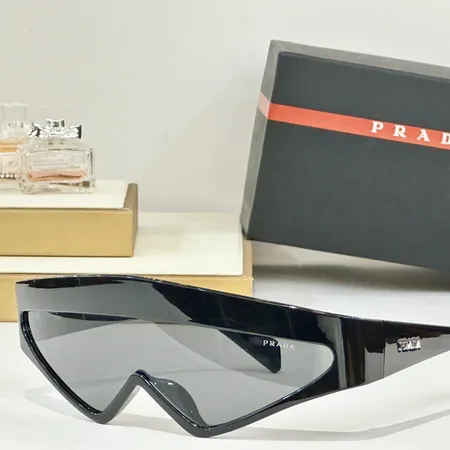 スーパーコピー プラダ サングラス