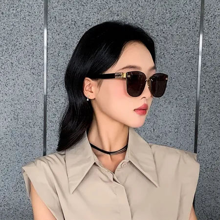 スーパーコピー ミュウミュウ サングラス