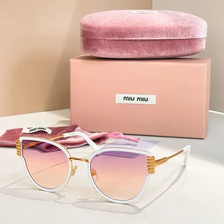 スーパーコピー ミュウミュウ サングラス