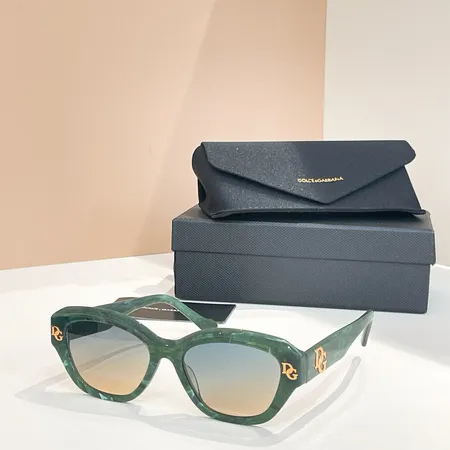 スーパーコピー ミュウミュウ サングラス