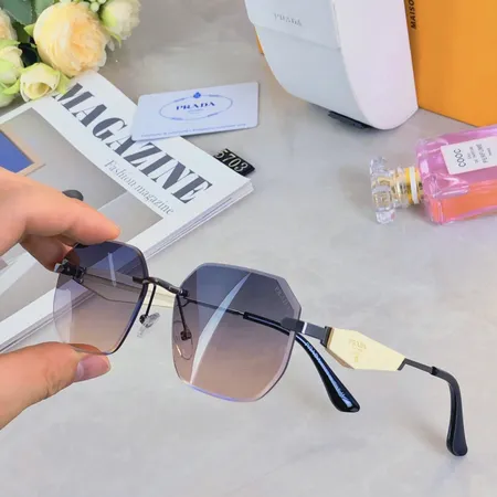 スーパーコピー プラダ サングラス