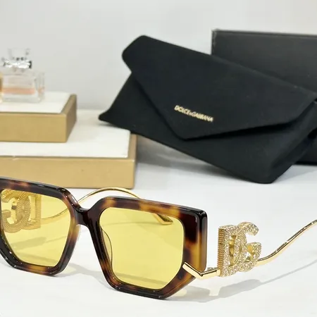 スーパーコピー ミュウミュウ サングラス