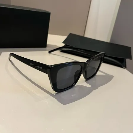 スーパーコピー イブサンローラン サングラス