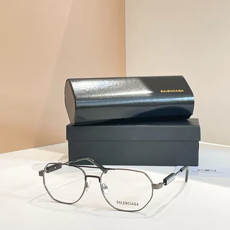 スーパーコピー バレンシアガ サングラス