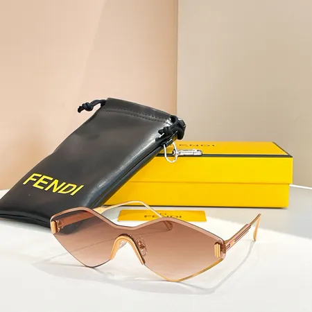 スーパーコピー フェンディ サングラス