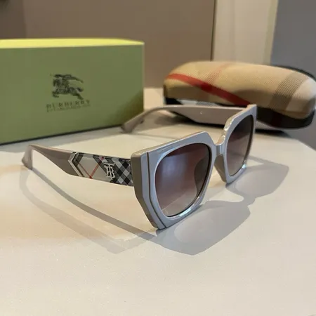 スーパーコピー バーバリー ス サングラス