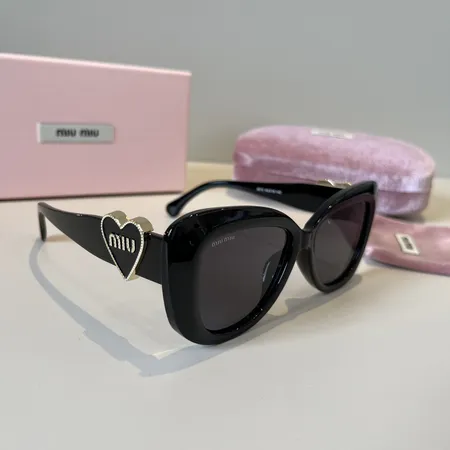 スーパーコピー ミュウミュウ サングラス