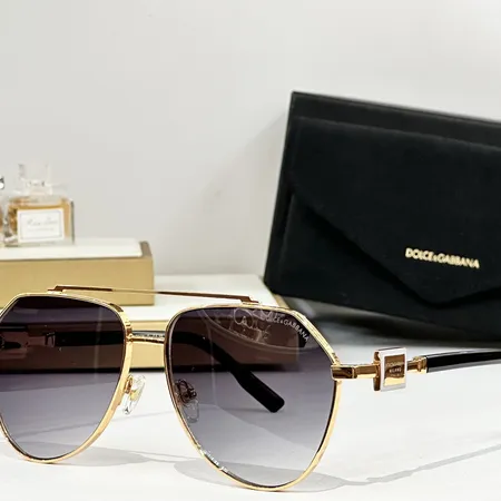 スーパーコピー ミュウミュウ サングラス