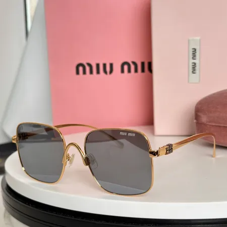 スーパーコピー ミュウミュウ サングラス