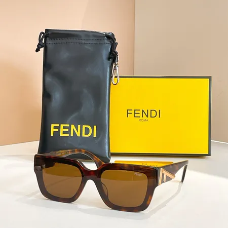 スーパーコピー フェンディ サングラス