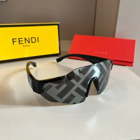 スーパーコピー フェンディ サングラス