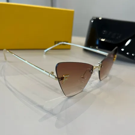 スーパーコピー フェンディ サングラス