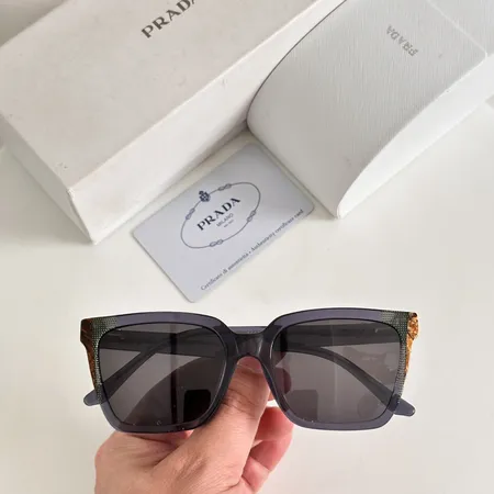 スーパーコピー プラダ サングラス