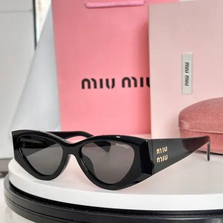 スーパーコピー ミュウミュウ サングラス