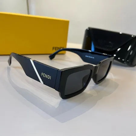 スーパーコピー フェンディ サングラス