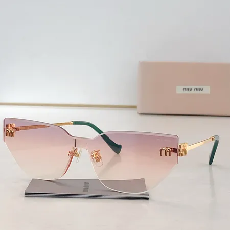 スーパーコピー ミュウミュウ サングラス