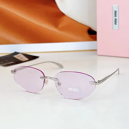 スーパーコピー ミュウミュウ サングラス