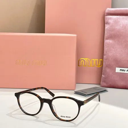 スーパーコピー ミュウミュウ サングラス