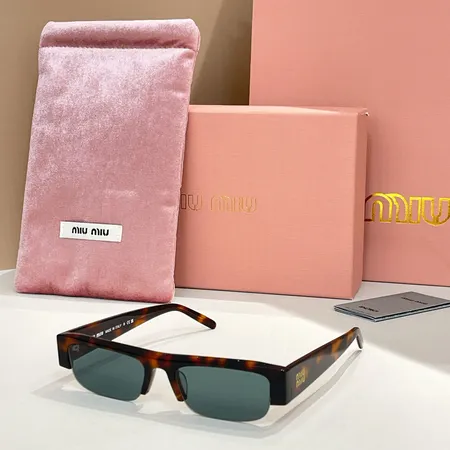 スーパーコピー ミュウミュウ サングラス