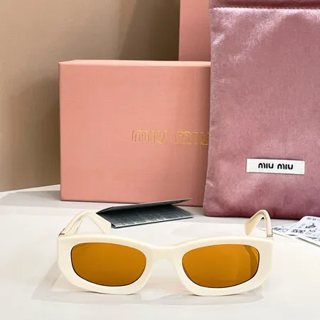 スーパーコピー ミュウミュウ サングラス
