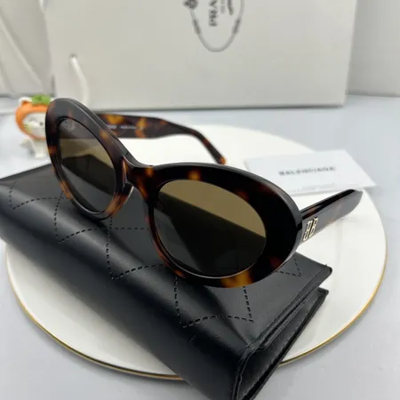 スーパーコピー バレンシアガ サングラス