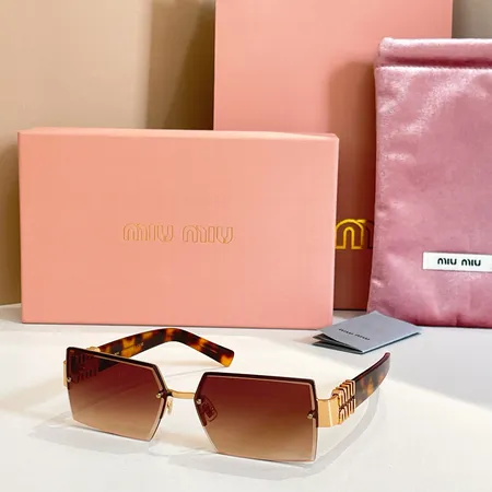 スーパーコピー ミュウミュウ サングラス