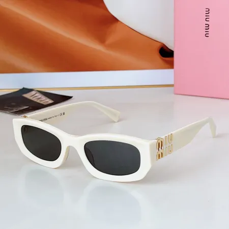 スーパーコピー ミュウミュウ サングラス