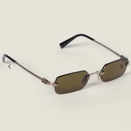 スーパーコピー ミュウミュウ サングラス