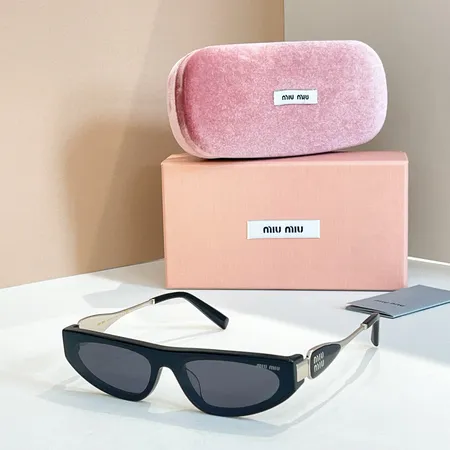 スーパーコピー ミュウミュウ サングラス