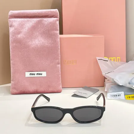 スーパーコピー ミュウミュウ サングラス