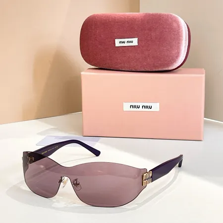スーパーコピー ミュウミュウ サングラス