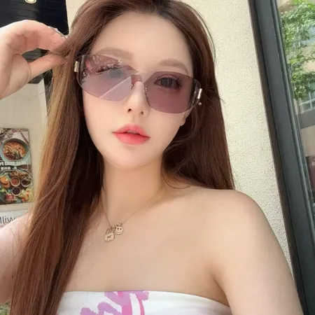 スーパーコピー ミュウミュウ サングラス