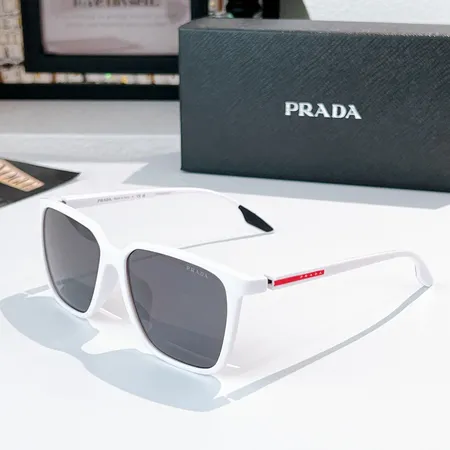 スーパーコピー プラダ サングラス