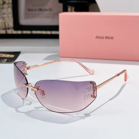 スーパーコピー ミュウミュウ サングラス