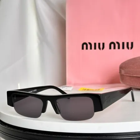 スーパーコピー ミュウミュウ サングラス