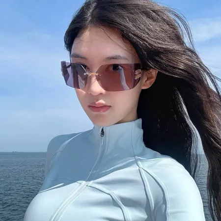 スーパーコピー ミュウミュウ サングラス