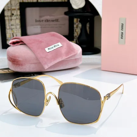 スーパーコピー ミュウミュウ サングラス