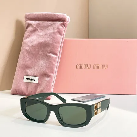 スーパーコピー ミュウミュウ サングラス