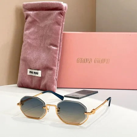 スーパーコピー ミュウミュウ サングラス