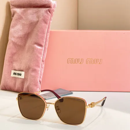 スーパーコピー ミュウミュウ サングラス