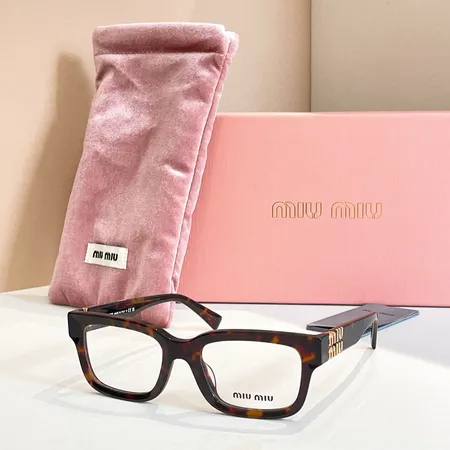 スーパーコピー ミュウミュウ サングラス