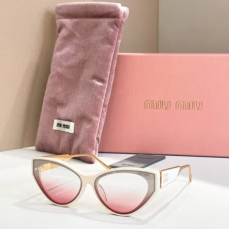 スーパーコピー ミュウミュウ サングラス