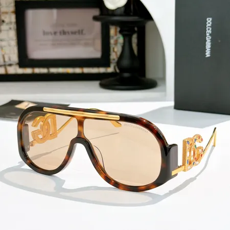 スーパーコピー ミュウミュウ サングラス