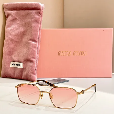 スーパーコピー ミュウミュウ サングラス