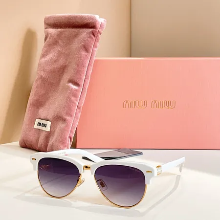 スーパーコピー ミュウミュウ サングラス