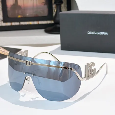 スーパーコピー ミュウミュウ サングラス