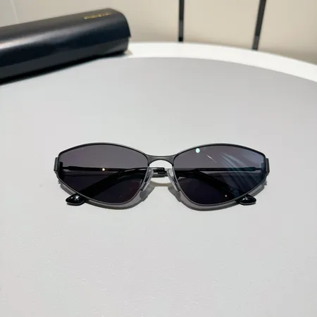 スーパーコピー バレンシアガ サングラス