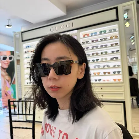 スーパーコピー ミュウミュウ サングラス